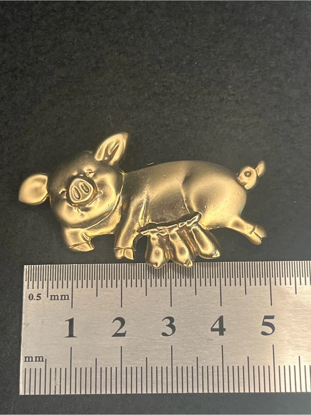 Gold Pig Brooch Pin - Vintage Animal Jewelry